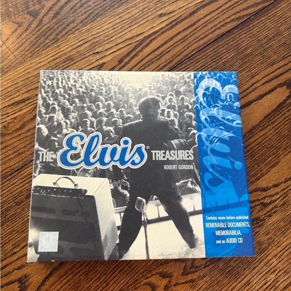 Other - The Elvis Treasures Book